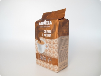 Кофе в зернах Lavazza Crema e Aroma (Лавацца Крема е Арома)  1 кг, вакуумная упаковка